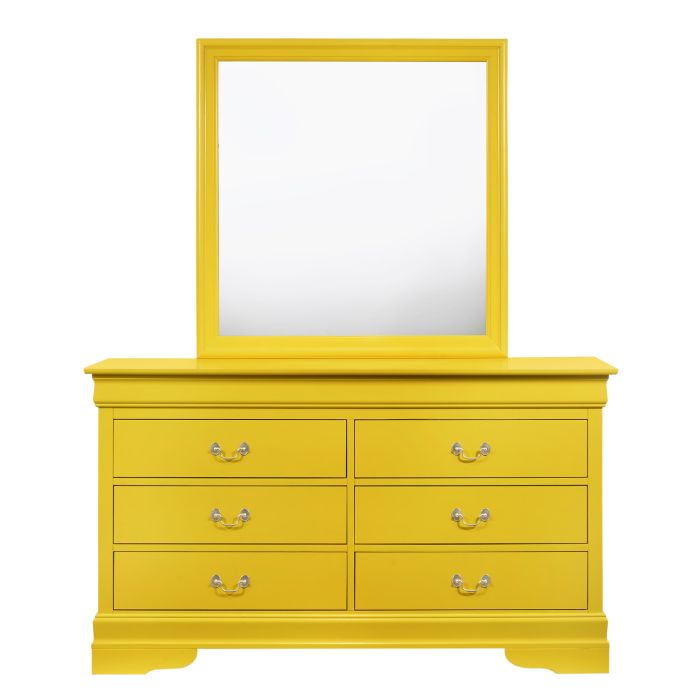 Louisphillipe Dresser, Yellow